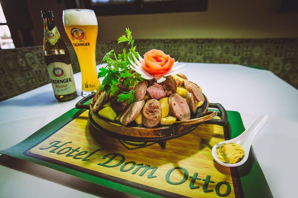 Hotel Dom Otto Vespasiano Extérieur photo